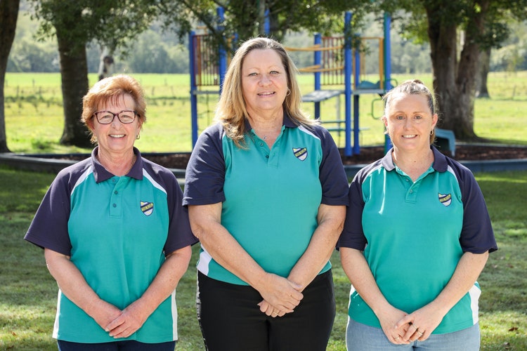 3 school administration staff ladies